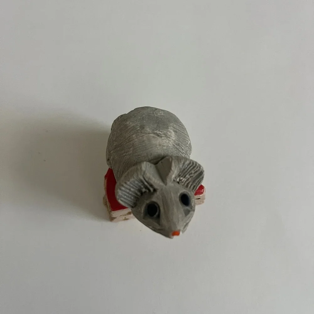Vintage Mouse Cheese Wedge Resin Figurine Grey‎ Mouse Marked Miniature Decor